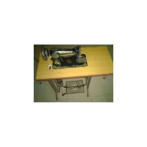 Butterfly sewing machine with table, butterfly sewing